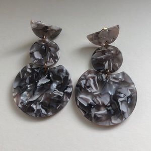 Machete Statement Earrings in Grey Tortoise Shell